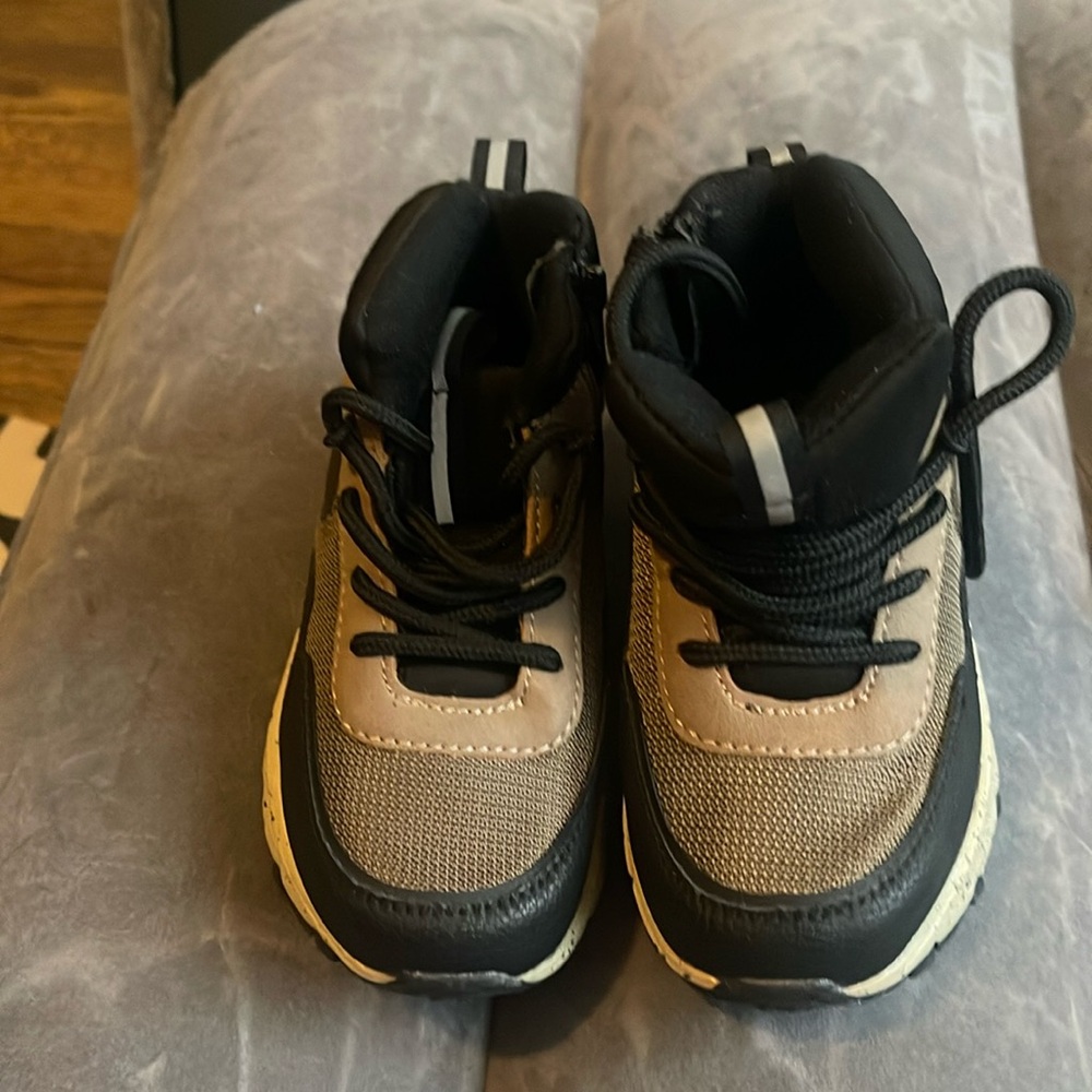 Zara toddler boot